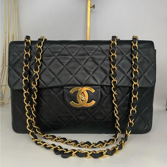 ❌SOLD❌🎀Chanel Black Leather Maxi Classic Single Flap Bag - Picture 1 of 13